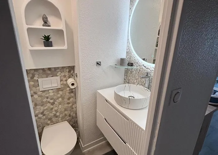 Abbaye Du Cap, Jolie , Cap D'agde アグド