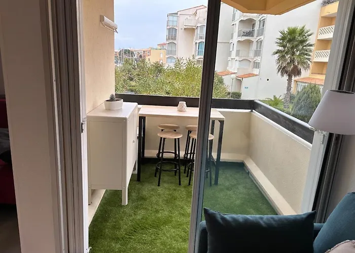 Abbaye Du Cap, Jolie , Cap D'agde アグド